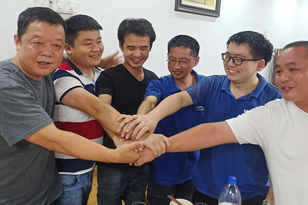 歡度中秋佳節(jié)，情滿華瑞易能